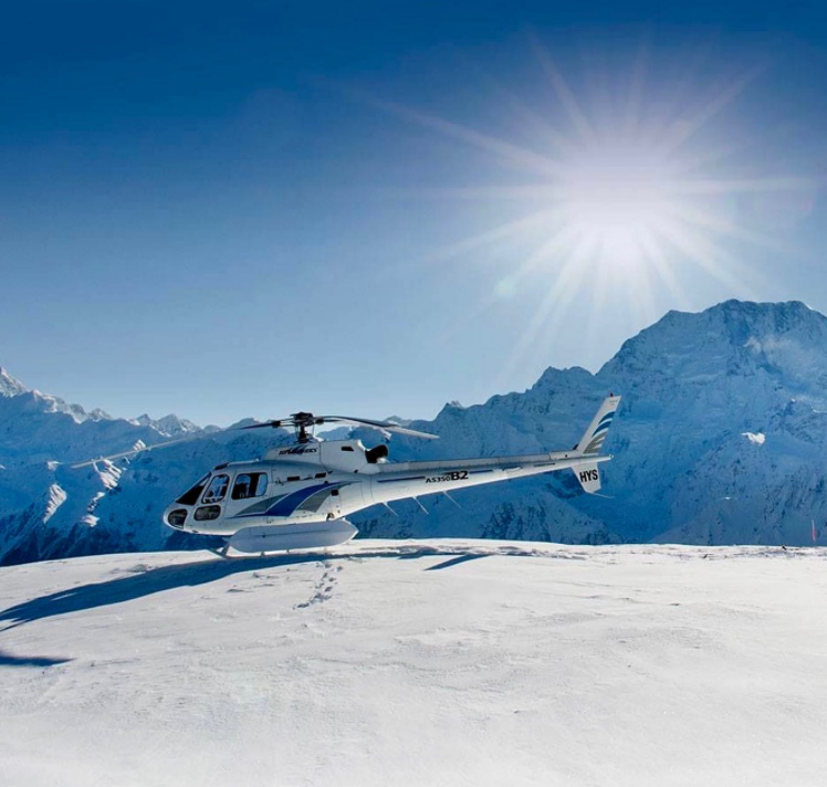 Explore the Haupapa/Tasman Glacier on a breathtaking helicopter tour
