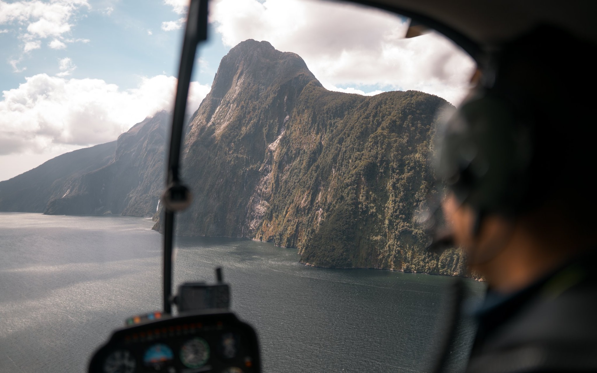 Explore Fiordland via helicopter – the perfect tour for any traveler